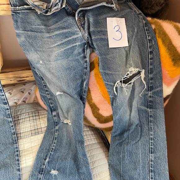 3 pairs Levi’s 517 Bootcut jeans. Worn. Price is for EACH pair. 33x32 size. - Picture 2 of 3